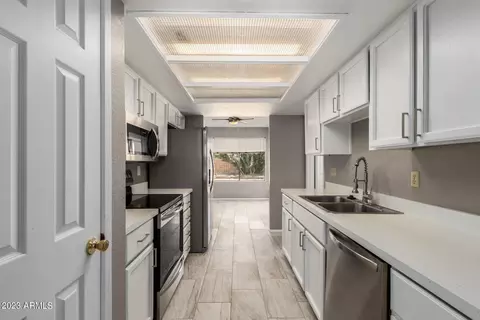 308 E Helena Dr, Phoenix, AZ 85022 photo 6