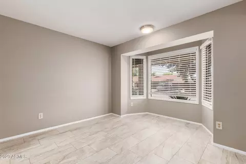 308 E Helena Dr, Phoenix, AZ 85022 photo 5