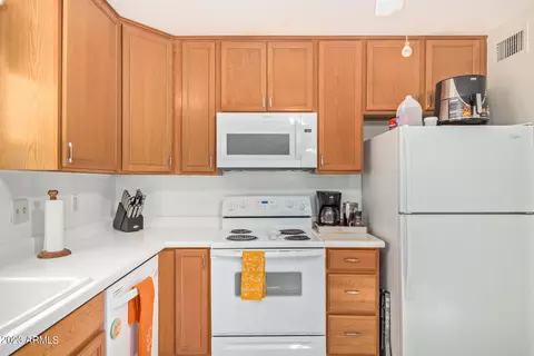 619 E Jensen St #6, Mesa, AZ 85203 photo 10