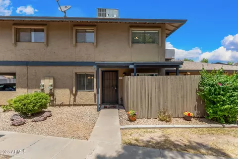 286 W Palomino Dr #86, Chandler, AZ 85225