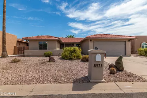 25835 S Greencastle Dr, Sun Lakes, AZ 85248