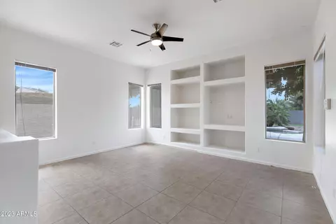 175 E Spur Ave, Gilbert, AZ 85296 photo 10