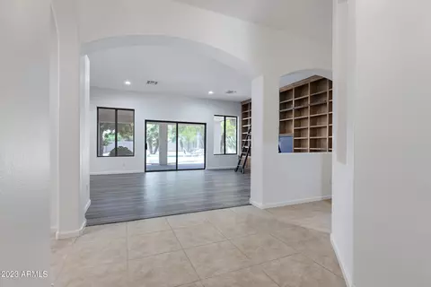 175 E Spur Ave, Gilbert, AZ 85296 photo 6