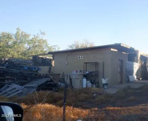 43916 N 12th St, New River, AZ 85087