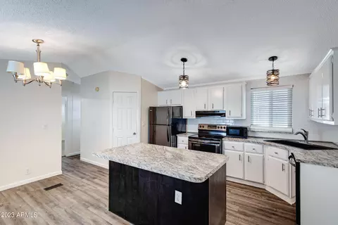 205 S Higley Rd #197, Mesa, AZ 85206