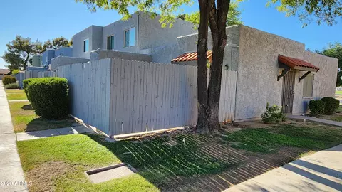 5422 W Sheena Dr, Glendale, AZ 85306