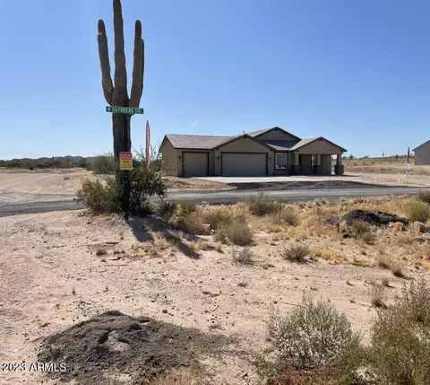 27484 N Daybreak Trl, Queen Creek, AZ 85142
