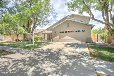 3442 E Lexington Ct, Gilbert, AZ 85234 photo 2