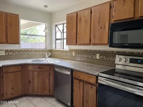 1309 E Rosemonte Dr, Phoenix, AZ 85024 photo 4