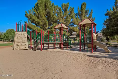 976 E Lodgepole Dr, Gilbert, AZ 85298 photo 54