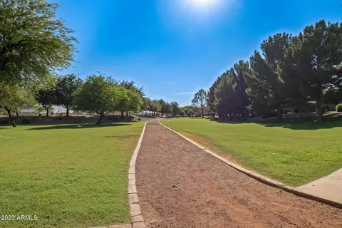 976 E Lodgepole Dr, Gilbert, AZ 85298 photo 56