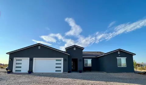 33228 W Dobbins Rd, Arlington, AZ 85322