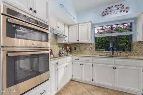 9409 S 47th Pl, Phoenix, AZ 85044 photo 5