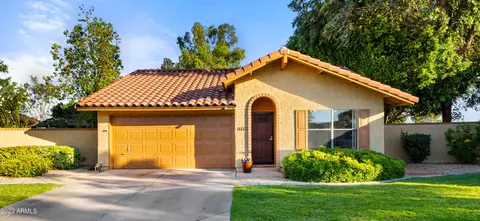 12370 S Shoshoni Dr, Phoenix, AZ 85044