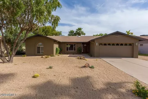 4909 E Voltaire Ave, Scottsdale, AZ 85254