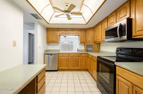 2526 W Eugie Ave, Phoenix, AZ 85029 photo 5