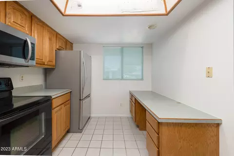 2526 W Eugie Ave, Phoenix, AZ 85029 photo 6