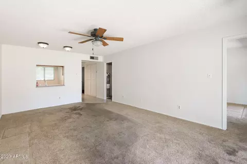 2526 W Eugie Ave, Phoenix, AZ 85029 photo 9