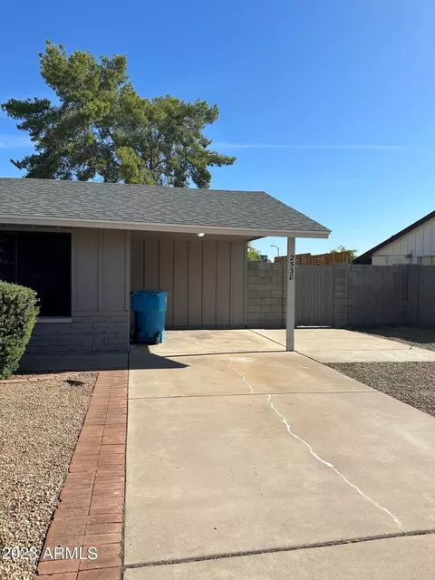 2538 E Hillery Dr, Phoenix, AZ 85032 photo 2