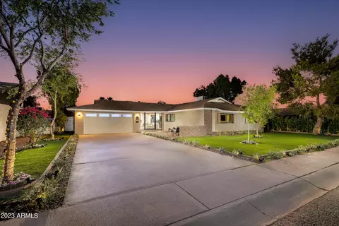 8626 E Thornwood Dr, Scottsdale, AZ 85251