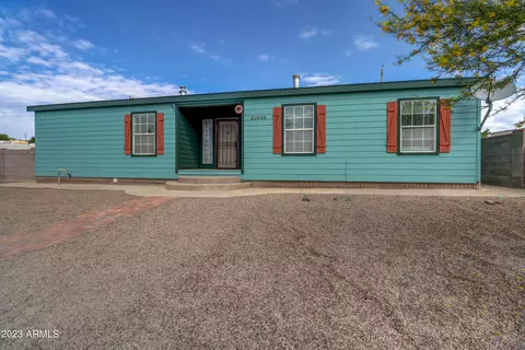 20948 E Coyote Ln, Mayer, AZ 86333