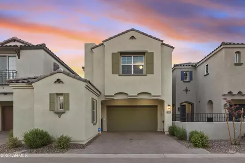 2432 E Lark St, Gilbert, AZ 85297