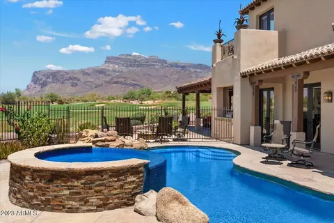 8056 E Greythorn Dr, Gold Canyon, AZ 85118