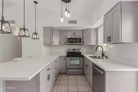 1320 E Bethany Home Rd #96, Phoenix, AZ 85014 photo 3