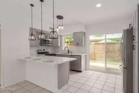 1320 E Bethany Home Rd #96, Phoenix, AZ 85014