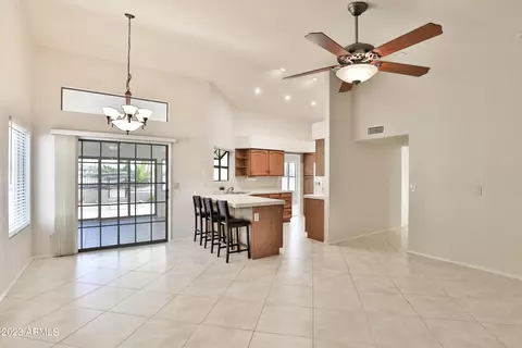 4206 E Tano St, Phoenix, AZ 85044 photo 4