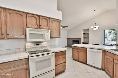 4206 E Tano St, Phoenix, AZ 85044 photo 5