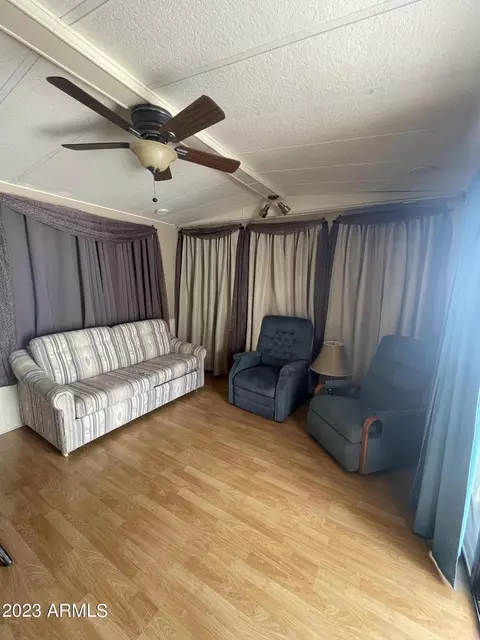 1063 S Seneca Dr #63, Apache Junction, AZ 85119 photo 3