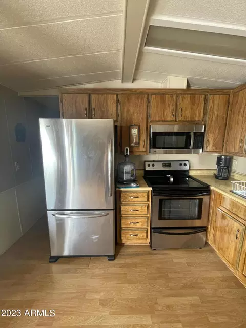 1063 S Seneca Dr #63, Apache Junction, AZ 85119 photo 4