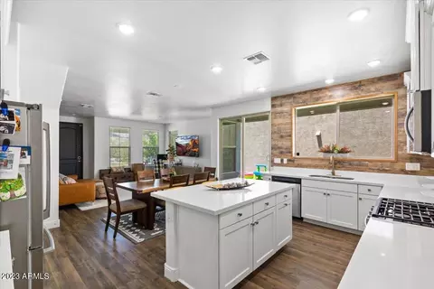 9813 E Specter Dr, Mesa, AZ 85212 photo 9