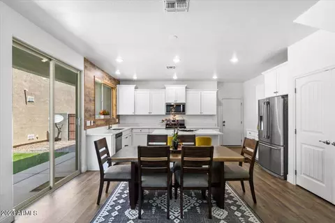 9813 E Specter Dr, Mesa, AZ 85212 photo 13