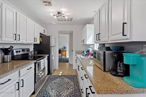 1808 E Yale St, Phoenix, AZ 85006 photo 8