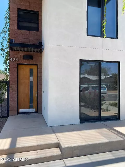 425 S Roosevelt St, Tempe, AZ 85281