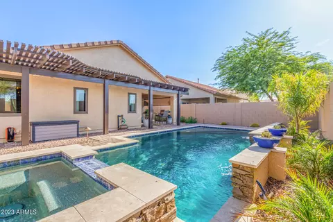 45014 W Paraiso Ln, Maricopa, AZ 85139
