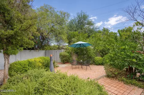 614 E Bishop Dr, Tempe, AZ 85282 photo 23