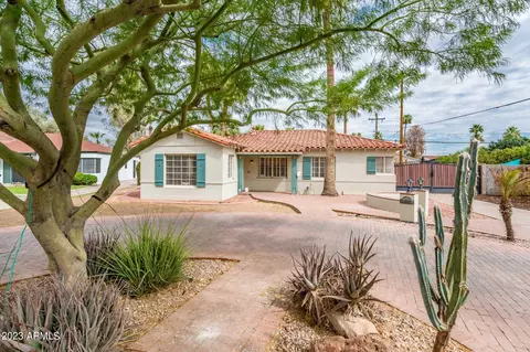 1618 W Flower Cir N, Phoenix, AZ 85015