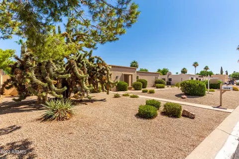 5420 E Charter Oak Rd E, Scottsdale, AZ 85254