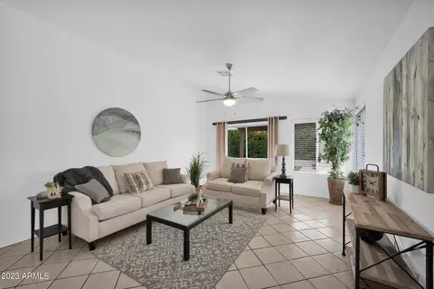 2322 E Kelton Ln, Phoenix, AZ 85022 photo 11