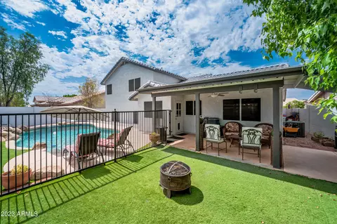 8603 W Windrose Dr, Peoria, AZ 85381