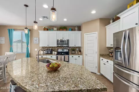 2834 E Palm St, Mesa, AZ 85213 photo 12
