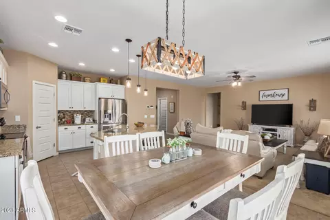 2834 E Palm St, Mesa, AZ 85213 photo 10