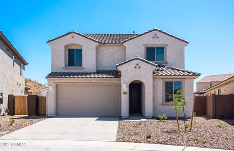 1521 W Sabel Ct, San Tan Valley, AZ 85142