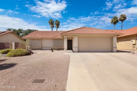 5816 Ellis St, Mesa, AZ 85205