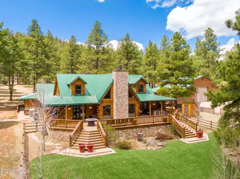 1405 S Minstrel Ln, Williams, AZ 86046