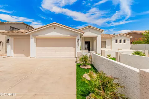 7131 S Champagne Way, Gilbert, AZ 85298