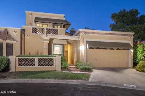 918 E Mescal St, Phoenix, AZ 85020